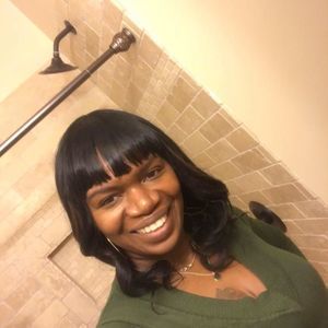 Meet your Posher, Shamona